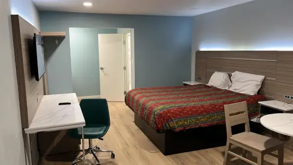 Travelodge by Wyndham Fairplex Pomona 6